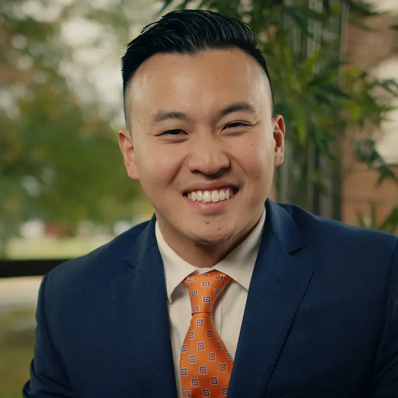 Dr. Luo